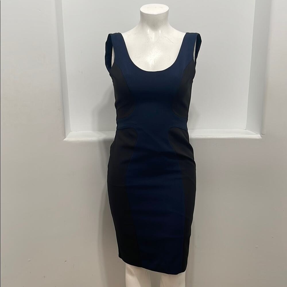 Black Halo Color Block Black Navy Blue Scoop Neck Sleeveless  Midi Dress Size 10